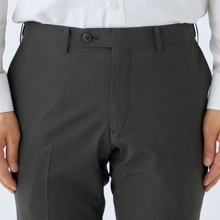 ブラックライン 【SLIM TAPERED】【春夏】0タックテーパードパンツ/グレー/ウエストムーブ/ウォッシャブル/4S SUSTAINABILITY&ECOLOGY FABRIC/※裾上げ済み仕様 グレー濃色