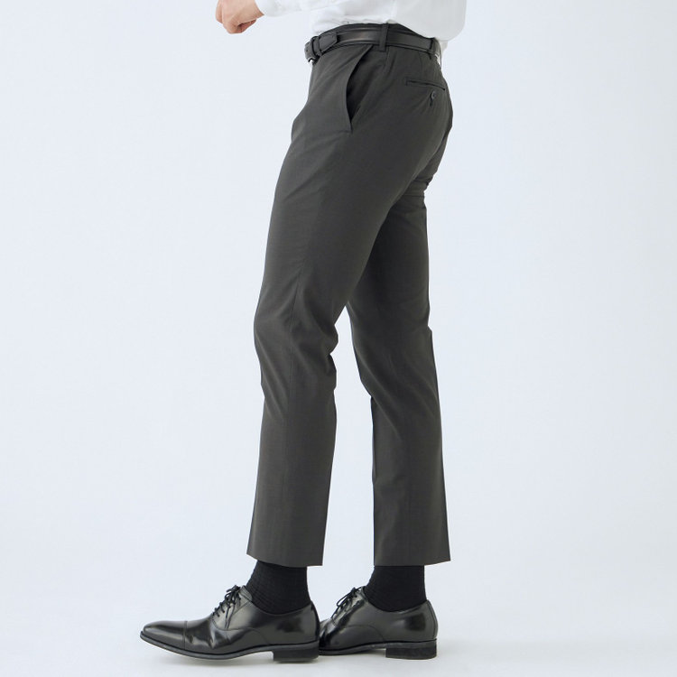 ブラックライン 【SLIM TAPERED】【春夏】0タックテーパードパンツ/グレー/ウエストムーブ/ウォッシャブル/4S SUSTAINABILITY&ECOLOGY FABRIC/※裾上げ済み仕様 グレー濃色