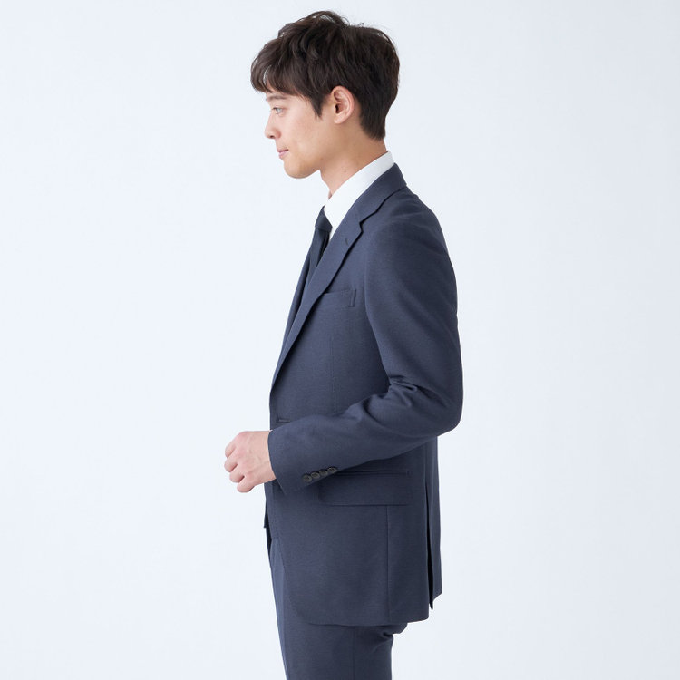 スーツセレクト 【発送在庫あり】【CLASSICO TAPERED】【秋冬】2釦シングルスリーピーススーツ 1タック/ネイビー/ウエストムーブ/4S SUSTAINABILITY&ECOLOGY FABRIC/※パンツ裾上げ済仕様 紺中間