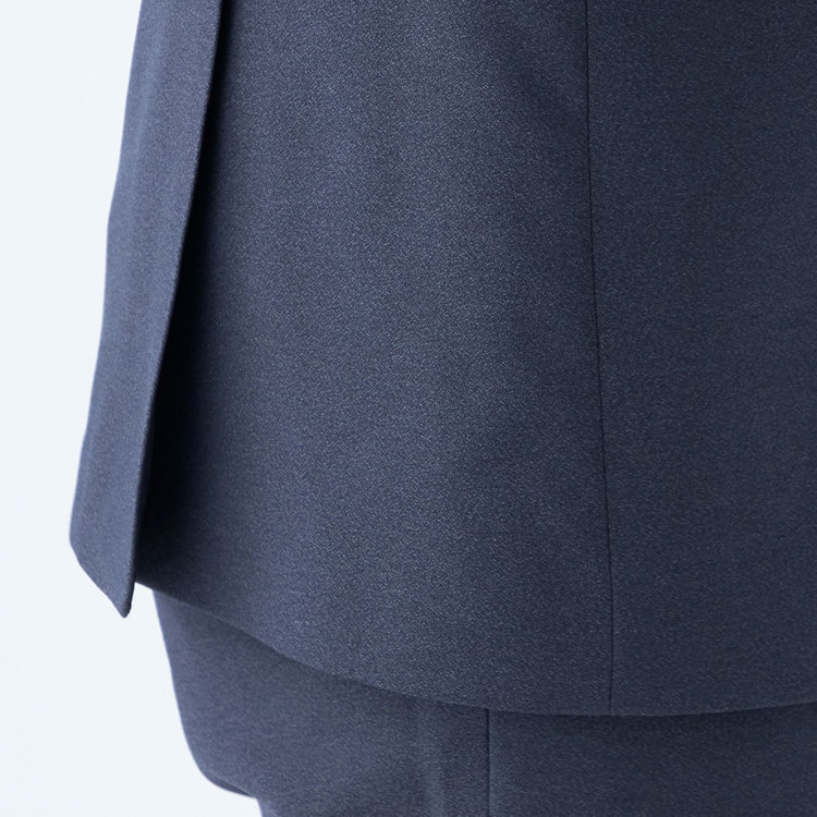 スーツセレクト 【発送在庫あり】【CLASSICO TAPERED】【秋冬】2釦シングルスリーピーススーツ 1タック/ネイビー/ウエストムーブ/4S SUSTAINABILITY&ECOLOGY FABRIC/※パンツ裾上げ済仕様 紺中間