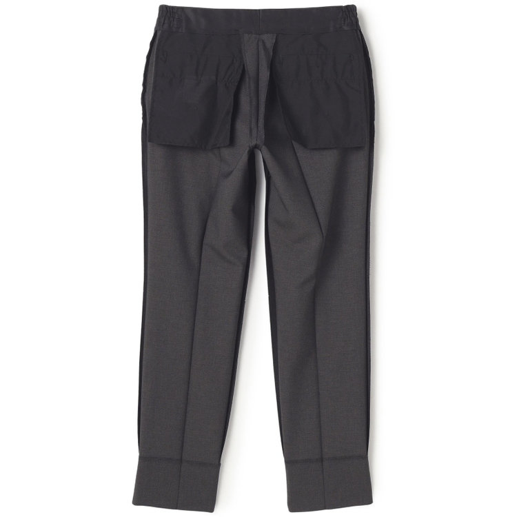 ブラックライン 【SLIM TAPERED_2】【年間】スペアパンツ付き/2釦シングルスーツ 0タック/グレー/ウエストシャーリング/4S SUSTAINABILITY/※パンツ裾上げ済仕様 グレー中間