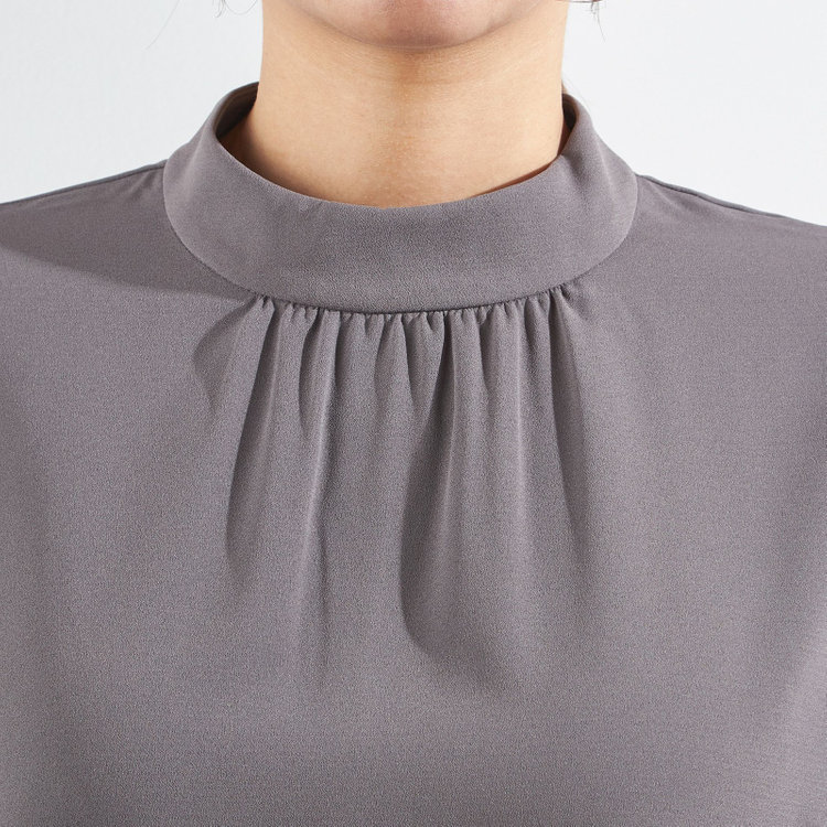 シルバーライン 【SL/長袖】ギャザーハイネックプルオーバー/グレー/「ウォッシャブル」「ストレッチ」「防シワ」「UV加工」「静電気防止」 グレー濃色