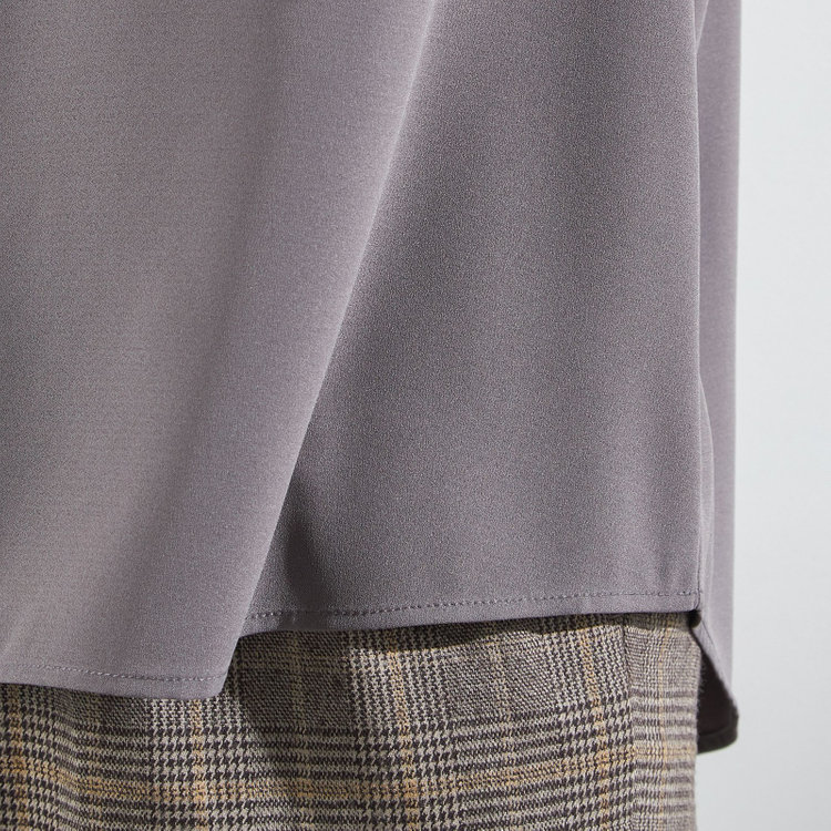 シルバーライン 【SL/長袖】ギャザーハイネックプルオーバー/グレー/「ウォッシャブル」「ストレッチ」「防シワ」「UV加工」「静電気防止」 グレー濃色