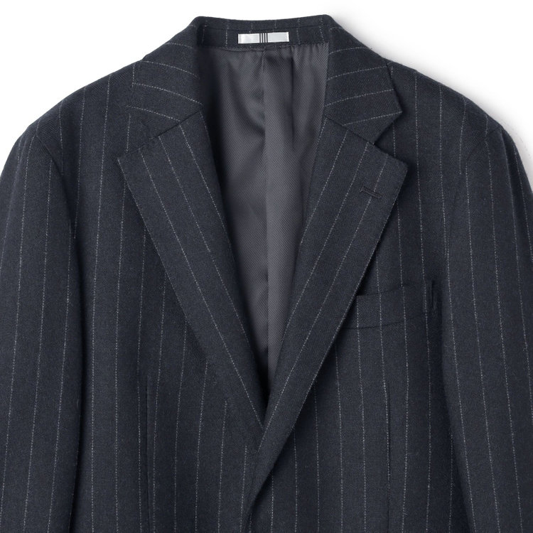 シルバーライン 【発送在庫あり】【CLASSICO TAPERED】【秋冬】2釦シングルスーツ 1タック/ネイビーストライプ/RE:NEWOOL/※裾上げ必要 紺中間