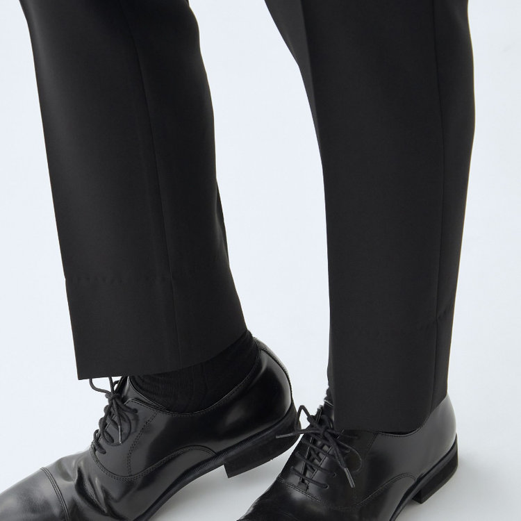 ブラックライン 【WEB限定】【発送在庫あり】【SLIM TAPERED】【年間】ウォッシャブル0タックテーパードパンツ/ブラック/ウエストシャーリング仕様/裾上げ済仕様 黒