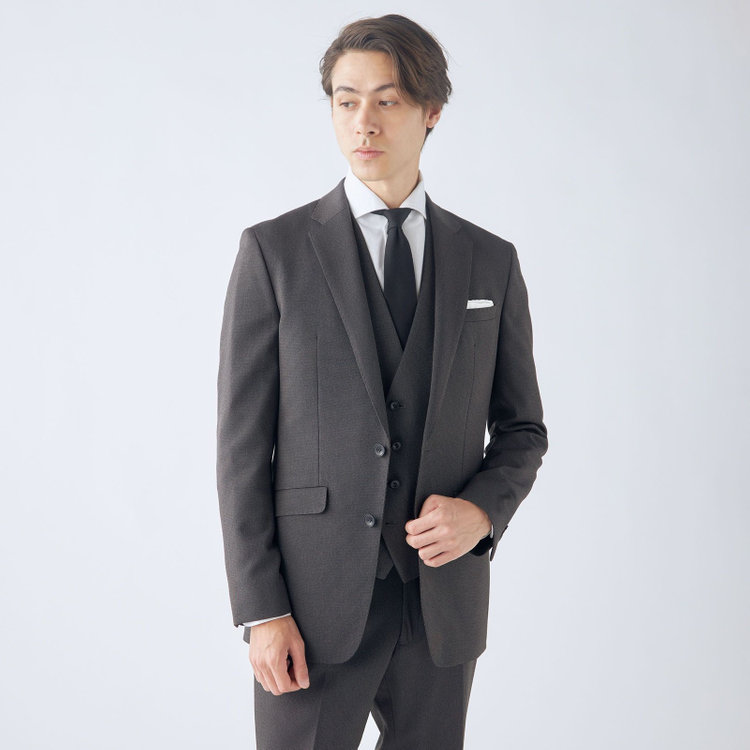 ブラックライン 【SLIM TAPERED_2】【年間】2釦シングルスリーピーススーツ 0タック/グレー/ウエストシャーリング/4S SUSTAINABILITY&ECOLOGY FABRIC/リバーシブルベスト仕様（ブラック）/※パンツ裾上げ済仕様 グレー濃色