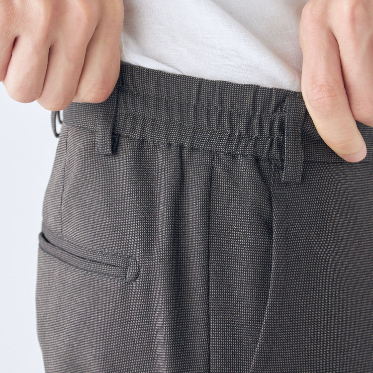 ブラックライン 【SLIM TAPERED_2】【年間】2釦シングルスリーピーススーツ 0タック/グレー/ウエストシャーリング/4S SUSTAINABILITY&ECOLOGY FABRIC/リバーシブルベスト仕様（ブラック）/※パンツ裾上げ済仕様 グレー濃色