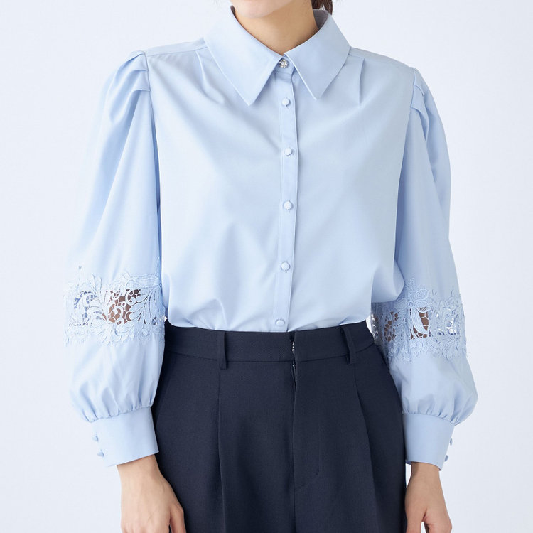 スーツセレクト 【Lady Like BLOUSE】【長袖】袖レース切替えブラウス/サックス 青淡色