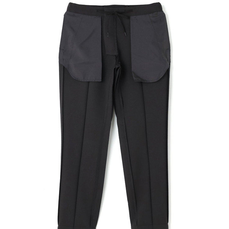 ブラックライン 【発送在庫あり】【BL/4S WORK】【WEB限定】【年間】2釦シングルスーツ 0タック/ブラック/ドローコード&ウエストシャーリング/※パンツ裾上げ済仕様 黒