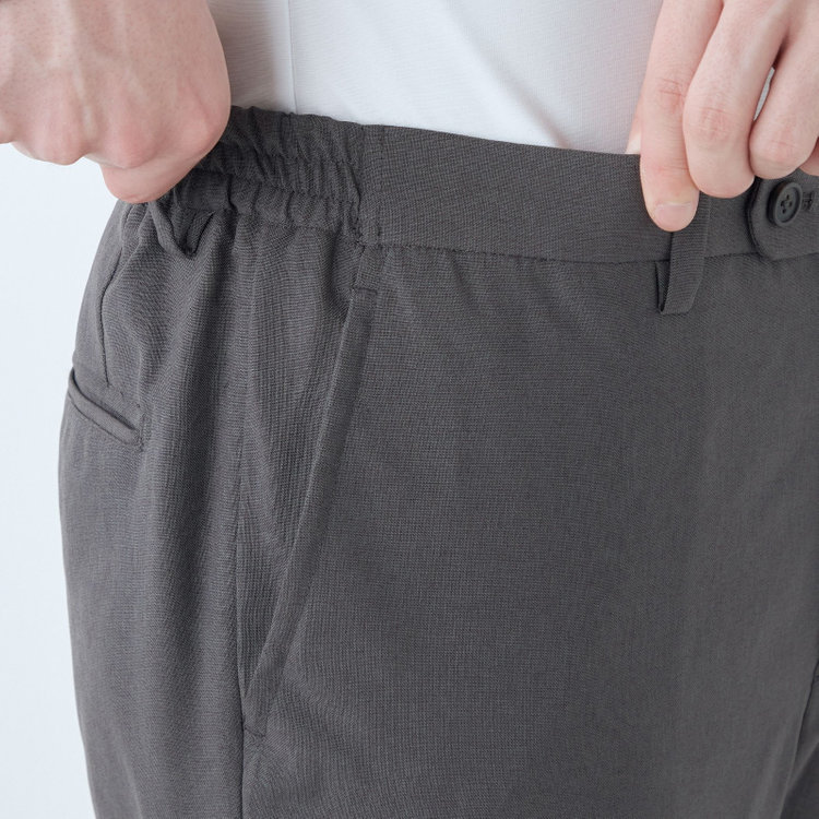 ブラックライン 【WEB限定】【発送在庫あり】【SLIM TAPERED】【年間】ウォッシャブル0タックテーパードパンツ/グレー/ウエストシャーリング/裾上げ済仕様 グレー中間