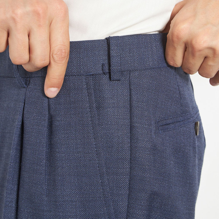 シルバーライン 【CLASSICO TAPERED】【春夏】3釦段返りシングルスーツ 2タック/ネイビー/NEW ZEALAND WOOL MIX/裾直し必要 青中間