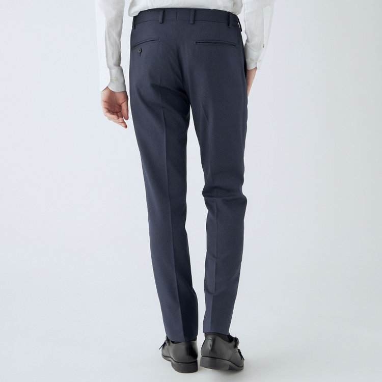 ブラックライン 【SLIM TAPERED_2】【年間】2釦シングルスーツ 0タック/ネイビー/ウエストシャーリング/4S/※パンツ裾上げ済仕様 紺濃色