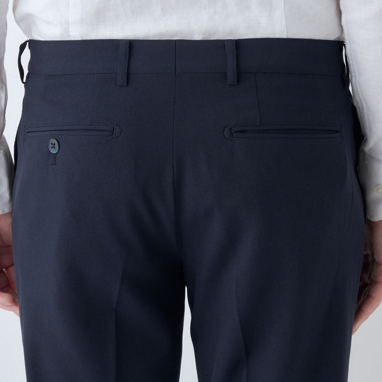 ブラックライン 【SLIM TAPERED】【春夏】0タックテーパードパンツ/ネイビー/ウォッシャブル/4S SUSTAINABILITY&ECOLOGY FABRIC/※裾上げ済み仕様 紺中間
