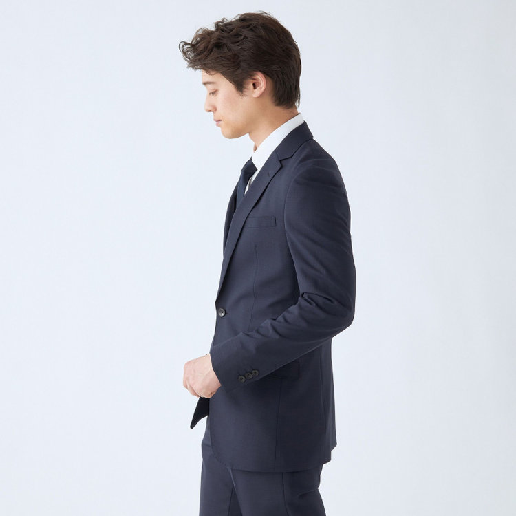 ブラックライン 【SLIM TAPERED_2】【春夏】2釦シングルスーツ 0タック/ネイビー×シャドー/ウエストシャーリング/4S SUSTAINABILITY&ECOLOGY FABRIC/※パンツ裾上げ済仕様 紺中間