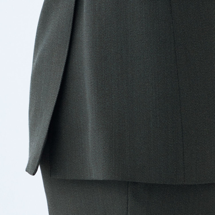 シルバーライン 【発送在庫あり】【CLASSICO TAPERED】【秋冬】3釦段返りシングルスーツ 2タック/グリーン/NEW ZEALAND WOOL MIX/※裾上げ必要 緑中間