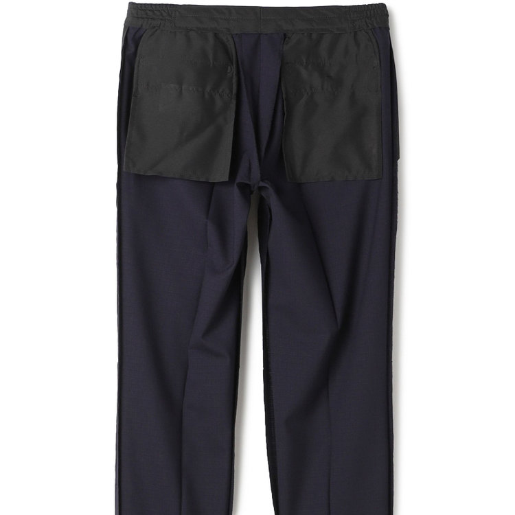 ブラックライン 【SLIM TAPERED_2】【春夏】2釦シングルスーツ 0タック/ネイビー×シャドー/ウエストシャーリング/4S SUSTAINABILITY&ECOLOGY FABRIC/※パンツ裾上げ済仕様 紺中間