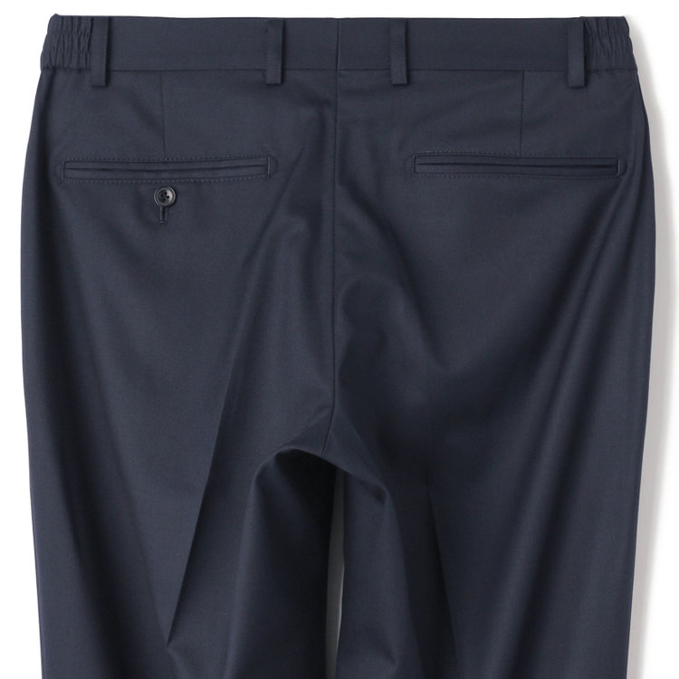 ブラックライン 【SLIM TAPERED_2】【年間】2釦シングルスリーピーススーツ 0タック/ネイビー/ウエストシャーリング/4S SUSTAINABILITY&ECOLOGY FABRIC/※パンツ裾上げ済仕様 紺濃色