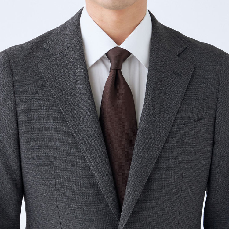 シルバーライン 【CLASSICO TAPERED】【秋冬】2釦シングルスーツ 1タックテーパードパンツ/グレー×ドビー/ウエストムーブ/4S SUSTAINABILITY&ECOLOGY FABRIC/※パンツ裾上げ済仕様 グレー中間