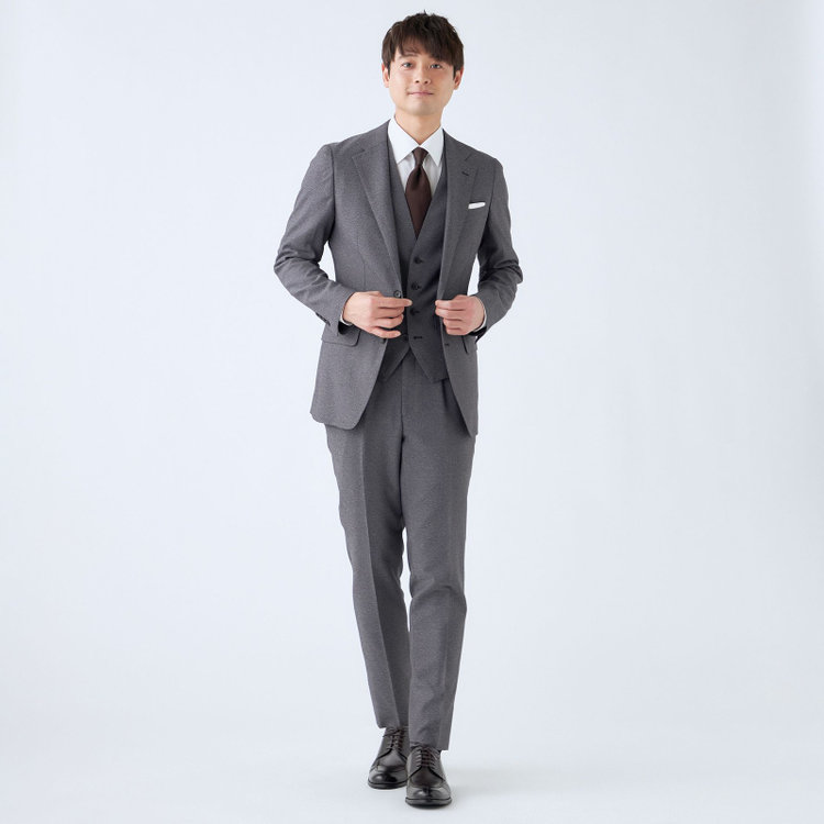 シルバーライン 【CLASSICO TAPERED】【秋冬】2釦シングルスリーピーススーツ 1タックテーパードパンツ/グレー/ウエストムーブ/4S SUSTAINABILITY&ECOLOGY FABRIC/※パンツ裾上げ済仕様 グレー中間