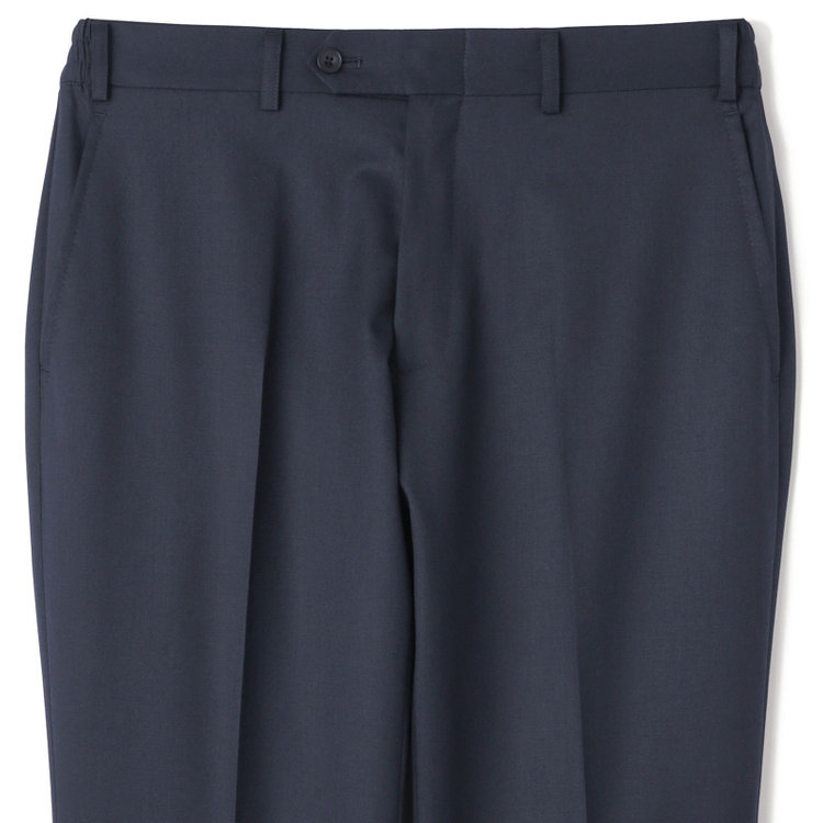 ブラックライン 【SLIM TAPERED_2】【年間】2釦シングルスリーピーススーツ 0タック/ネイビー/ウエストシャーリング/4S SUSTAINABILITY&ECOLOGY FABRIC/※パンツ裾上げ済仕様 紺濃色