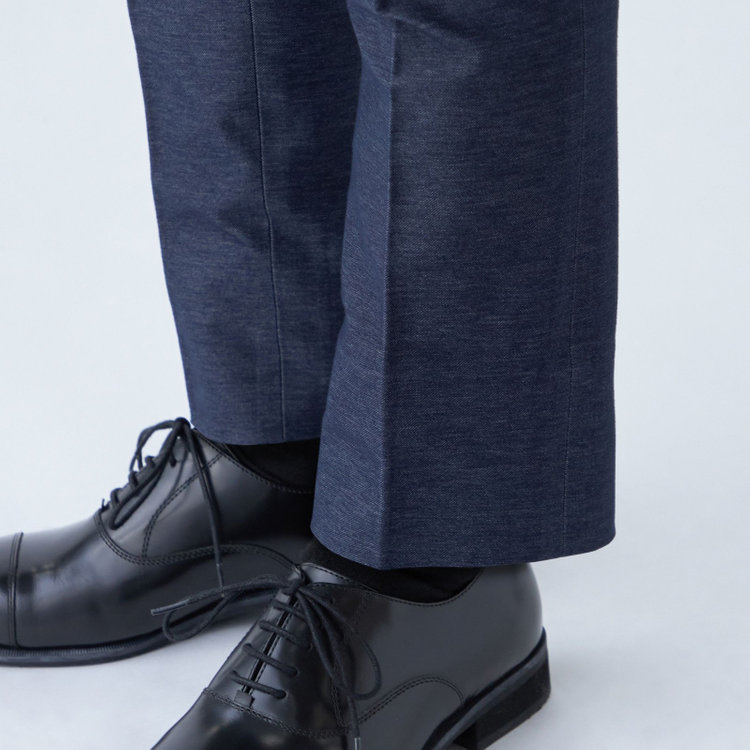シルバーライン 【発送在庫あり】【CLASSICO TAPERED】【年間】コットンブレンド1タックテーパードパンツ/ネイビー×ソフトデニム/ウエストムーブ/※裾上げ済み仕様 紺中間