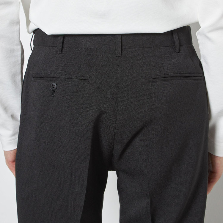 ブラックライン 【SLIM TAPERED】【春夏】0タックテーパードパンツ/ブラック×スラブ/ウエストムーブ/4S SUSTAINABILITY&ECOLOGY FABRIC「ウォッシャブル」「ストレッチ」/※裾直し必要 黒