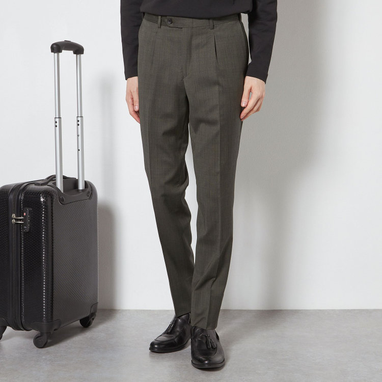 シルバーライン 【CLASSICO TAPERED】【春夏】2釦シングルスーツ 1タック/カーキ/ウエストムーブ/REDA ACTIVE/NEW ZEALAND MERINO/SHOWER CLEAN/※パンツ裾上げ済仕様 黄淡色