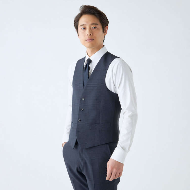 ブラックライン 【発送在庫あり】【SLIM TAPERED_2】【春夏】2釦シングルスリーピーススーツ 0タック/ネイビー×チェック/ウエストシャーリング/4S SUSTAINABILITY&ECOLOGY FABRIC/※パンツ裾上げ済仕様 紺濃色