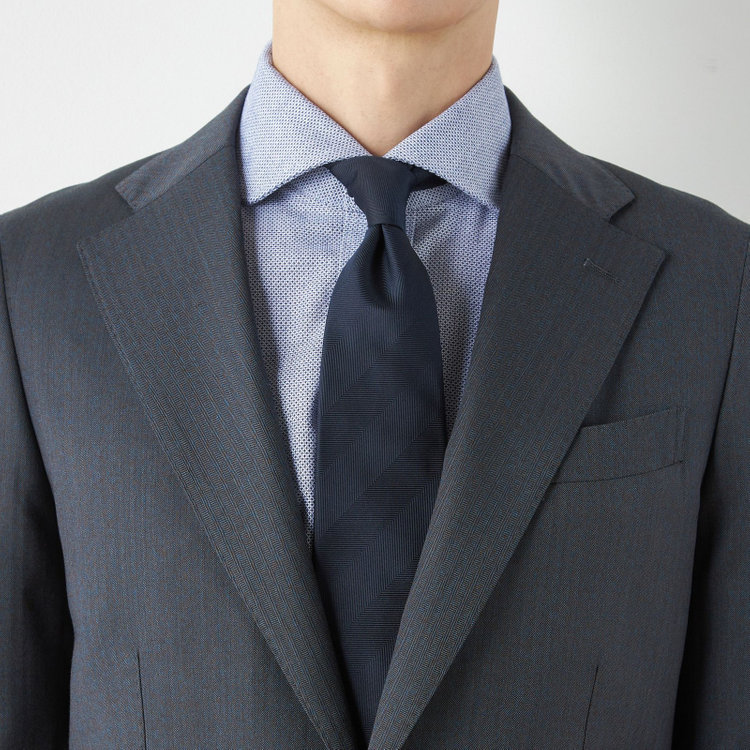 シルバーライン 【CLASSICO TAPERED】【秋冬】2釦シングルスーツ 1タック/グレー×シャドーストライプ/ウエストムーブ/Ermenegildo Zegna TRAVELLER woven in italy/※裾上げ必要 グレー中間