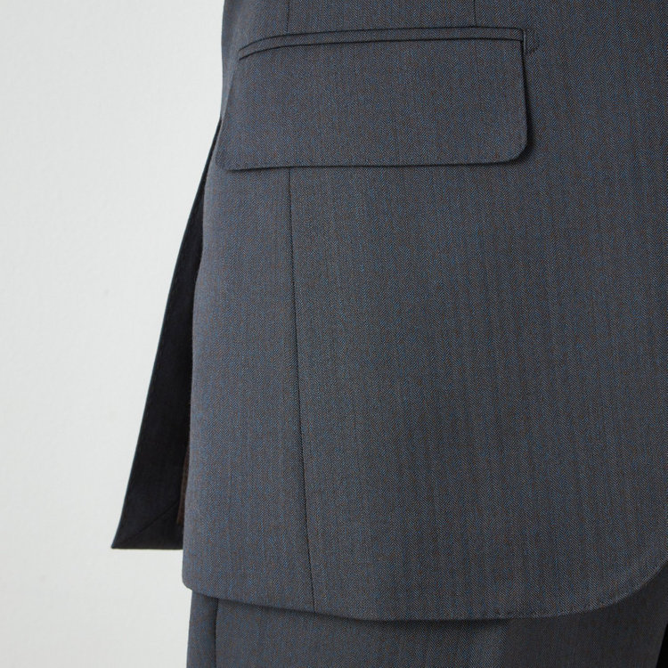 シルバーライン 【CLASSICO TAPERED】【秋冬】2釦シングルスーツ 1タック/グレー×シャドーストライプ/ウエストムーブ/Ermenegildo Zegna TRAVELLER woven in italy/※裾上げ必要 グレー中間