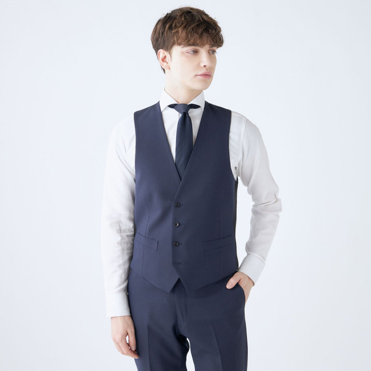 ブラックライン 【SLIM TAPERED_2】【年間】2釦シングルスリーピーススーツ 0タック/ネイビー×シャドーストライプ/ウエストシャーリング/4S SUSTAINABILITY&ECOLOGY FABRIC/リバーシブルベスト仕様（グレー）/※パンツ裾上げ済仕様 紺濃色