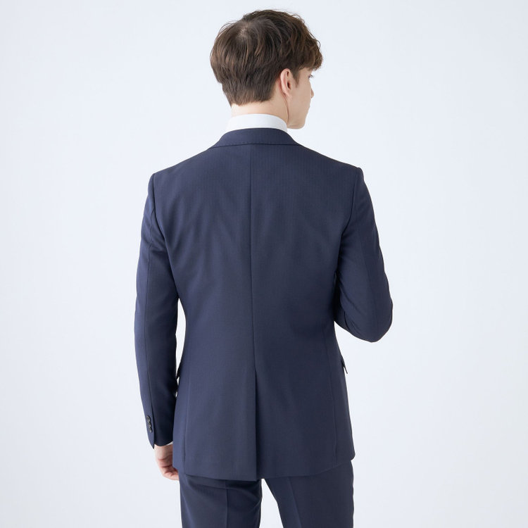 ブラックライン 【SLIM TAPERED_2】【年間】2釦シングルスリーピーススーツ 0タック/ネイビー×シャドーストライプ/ウエストシャーリング/4S SUSTAINABILITY&ECOLOGY FABRIC/リバーシブルベスト仕様（グレー）/※パンツ裾上げ済仕様 紺濃色