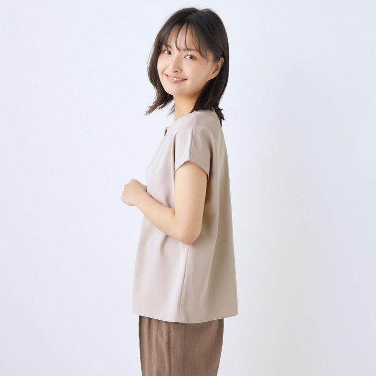 シルバーライン 【SILVER LINE/半袖】2WAYチャーム＆ボウタイプルオーバー/ブラウン/「ウォッシャブル」「2WAYストレッチ」「UV加工」「接触冷感」 茶中間