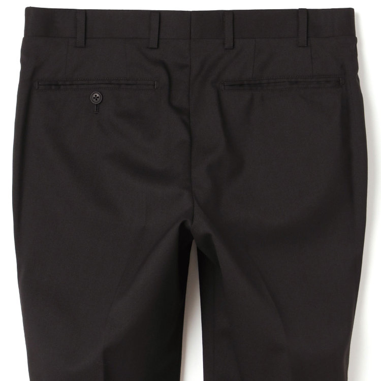 ブラックライン 【発送在庫あり】【KSW】【年間】2釦シングルスーツ 0タック/ブラック/ウエストムーブ/MOVING STRETCH/※裾上げ必要 黒