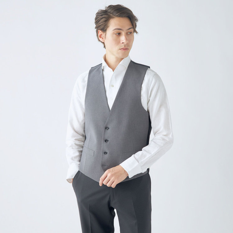 ブラックライン 【SLIM TAPERED_2】【年間】2釦シングルスリーピーススーツ 0タック/ダークグレー×シャドーストライプ/ウエストシャーリング/4S SUSTAINABILITY&ECOLOGY FABRIC/リバーシブルベスト（グレー）/※パンツ裾上げ済仕様 グレー濃色