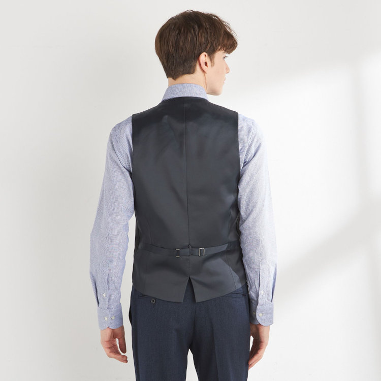 ブラックライン 【SLIM TAPERED_2】【秋冬】2釦シングルスリーピーススーツ 0タック/ネイビー×シャドーストライプ/ウエストシャーリング/4S SUSTAINABILITY&ECOLOGY FABRIC/※パンツ裾上げ済仕様 紺濃色