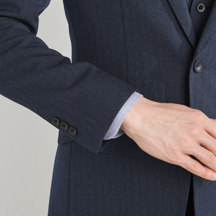 ブラックライン 【SLIM TAPERED_2】【秋冬】2釦シングルスリーピーススーツ 0タック/ネイビー×シャドーストライプ/ウエストシャーリング/4S SUSTAINABILITY&ECOLOGY FABRIC/※パンツ裾上げ済仕様 紺濃色