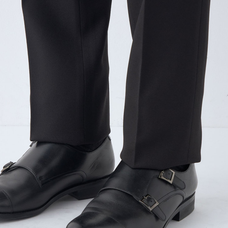 ブラックライン 【SLIM TAPERED】【春夏】0タックテーパードパンツ/ブラック/4S/※裾上げ済仕様 黒