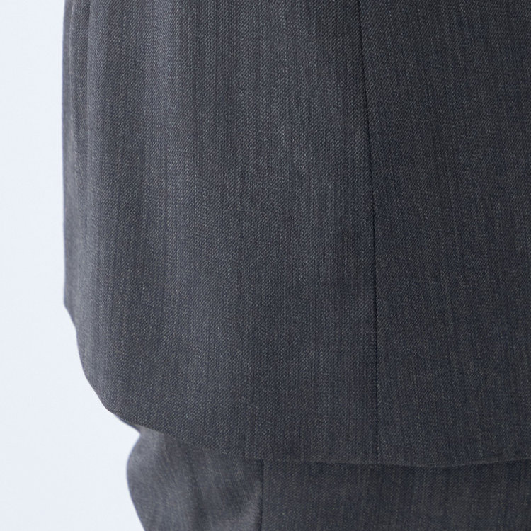 ブラックライン 【KSW】【年間】2釦シングルスーツ 0タック/グレー/ウエストシャーリング/ウォッシャブル/MOVING STRETCH/※裾上げ必要 グレー中間