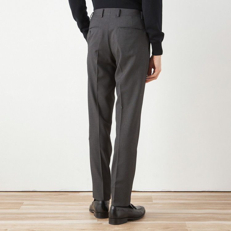 ブラックライン 【SLIM TAPERED_2】【年間】スペアパンツ付き/2釦シングルスーツ 0タック/グレー/ウエストシャーリング/4S SUSTAINABILITY/※パンツ裾上げ済仕様 グレー中間