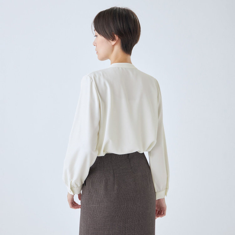 シルバーライン 【SL/長袖】ケープ付きバンドカラープルオーバーブラウス/ホワイト/2WAYストレッチ/UV加工/ウォッシャブル オフホワイト