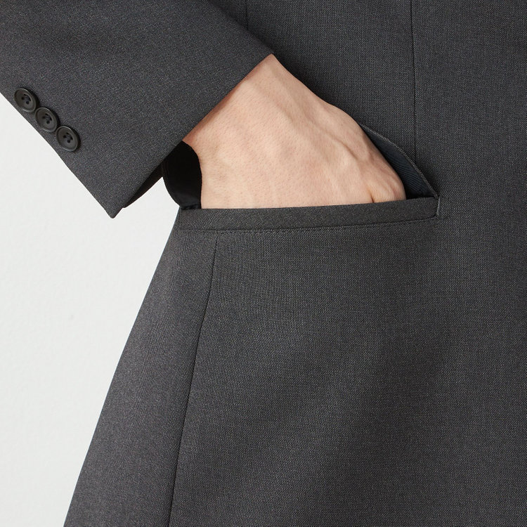 ブラックライン 【SLIM TAPERED_2】【年間】スペアパンツ付き/2釦シングルスーツ 0タック/グレー/ウエストシャーリング/4S SUSTAINABILITY/※パンツ裾上げ済仕様 グレー中間