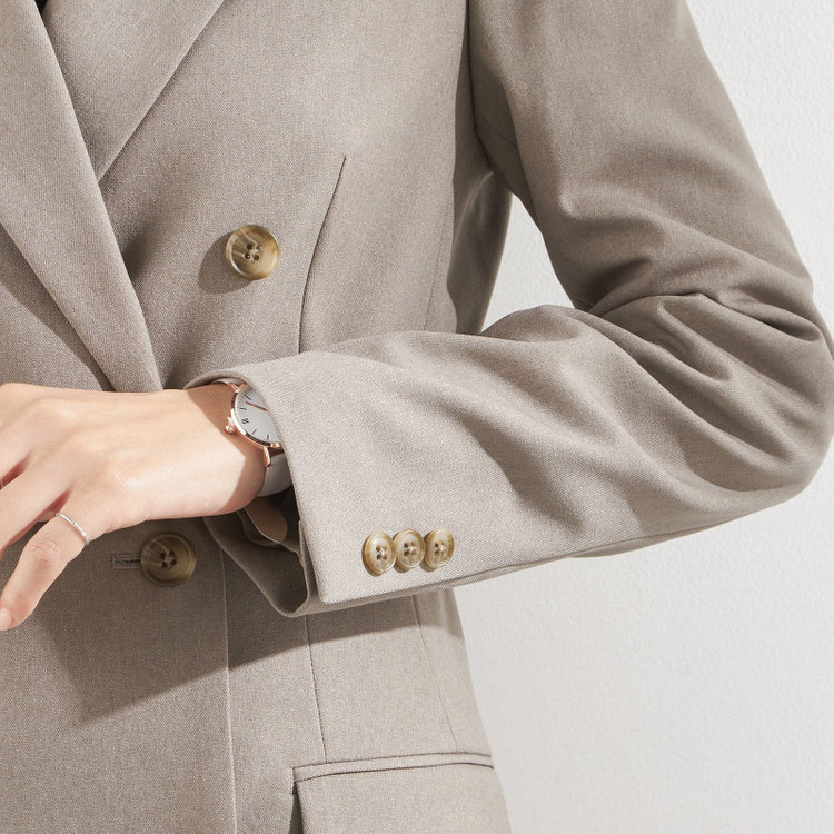 シルバーライン 【RELAX WIDE】【秋冬】 ダブルジャケットワイドパンツスーツ/グレイッシュベージュ/4S SUSTAINABILITY&ECOLOGY FABRIC/※パンツ裾上げ済仕様 茶淡色