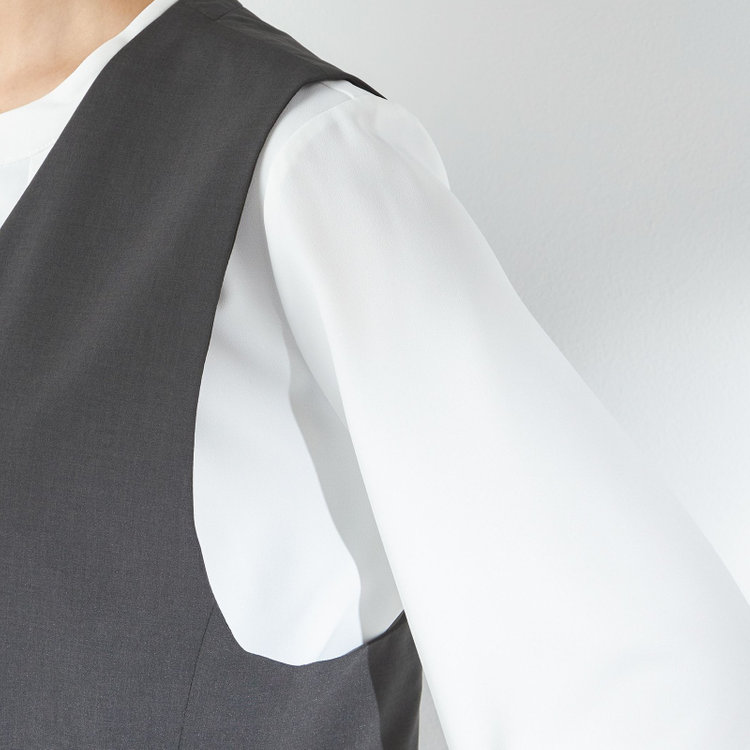 シルバーライン 【SL】【年間】ノーカラーダブル釦ジレ/ダークグレー/4S グレー中間