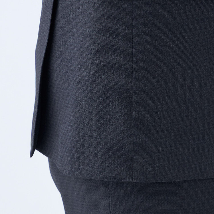 シルバーライン 【CLASSICO TAPERED】【秋冬】2釦シングルスーツ 1タック/ネイビー×ドビー/ウエストムーブ/4S SUSTAINABILITY&ECOLOGY FABRIC/※パンツ裾上げ済仕様 紺濃色