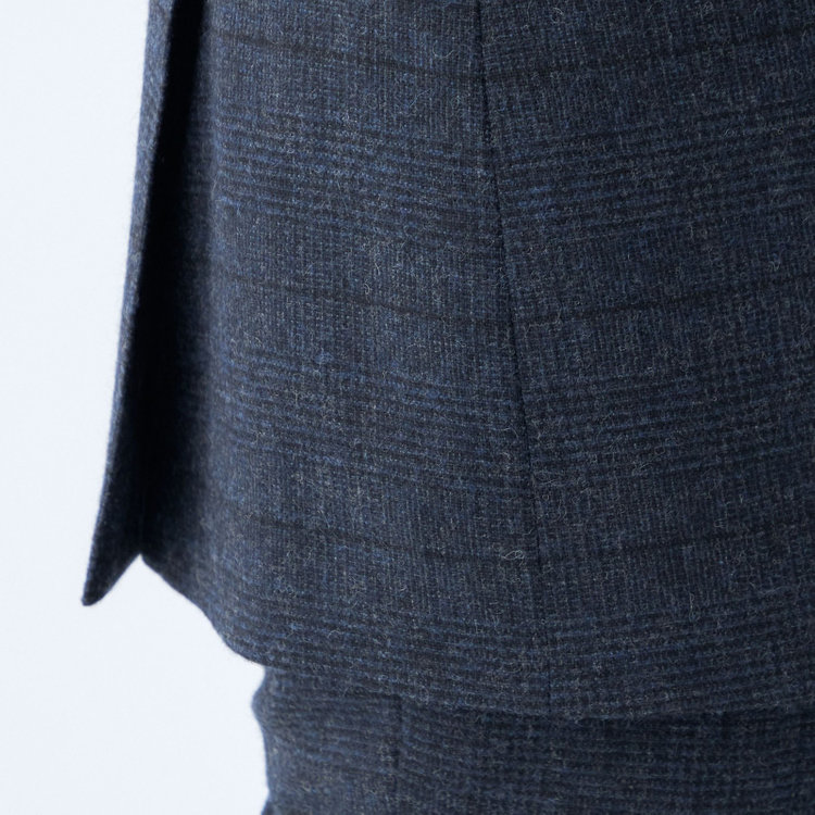 シルバーライン 【発送在庫あり】【CLASSICO TAPERED】【秋冬】2釦シングルスーツ 1タック/ネイビー×チェック/RE:NEWOOL/※裾上げ必要 紺中間