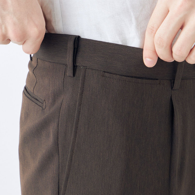 シルバーライン 【CLASSICO TAPERED】【春夏】1タックテーパードパンツ/ブラウン/ウエストムーブ仕様/4S SUSTAINABILITY&ECOLOGY FABRIC/※裾上げ済仕様 茶中間