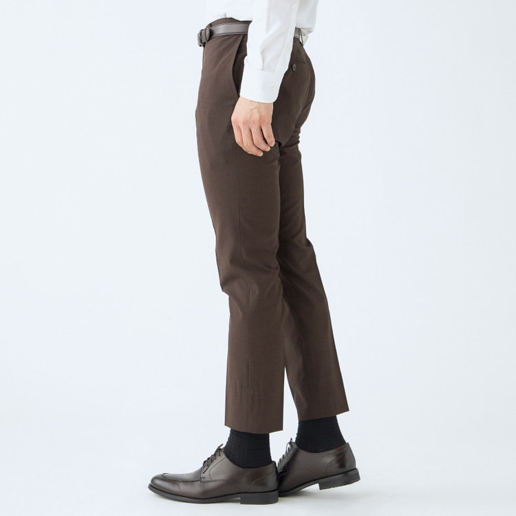 ブラックライン 【SLIM TAPERED】【春夏】0タックテーパードパンツ/ブラウン/ウエストムーブ/ウォッシャブル/4S SUSTAINABILITY&ECOLOGY FABRIC/※裾上げ済み仕様 茶中間