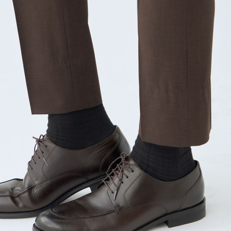 ブラックライン 【SLIM TAPERED】【春夏】0タックテーパードパンツ/ブラウン/ウエストムーブ/ウォッシャブル/4S SUSTAINABILITY&ECOLOGY FABRIC/※裾上げ済み仕様 茶中間