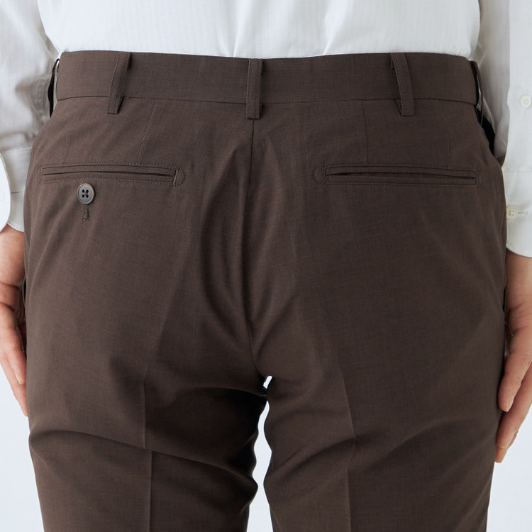 ブラックライン 【SLIM TAPERED】【春夏】0タックテーパードパンツ/ブラウン/ウエストムーブ/ウォッシャブル/4S SUSTAINABILITY&ECOLOGY FABRIC/※裾上げ済み仕様 茶中間